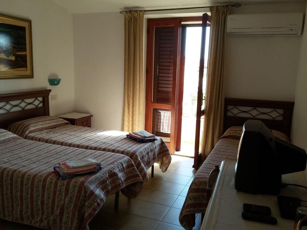 Scano Comfort Inn Santa Teresa Gallura Dış mekan fotoğraf