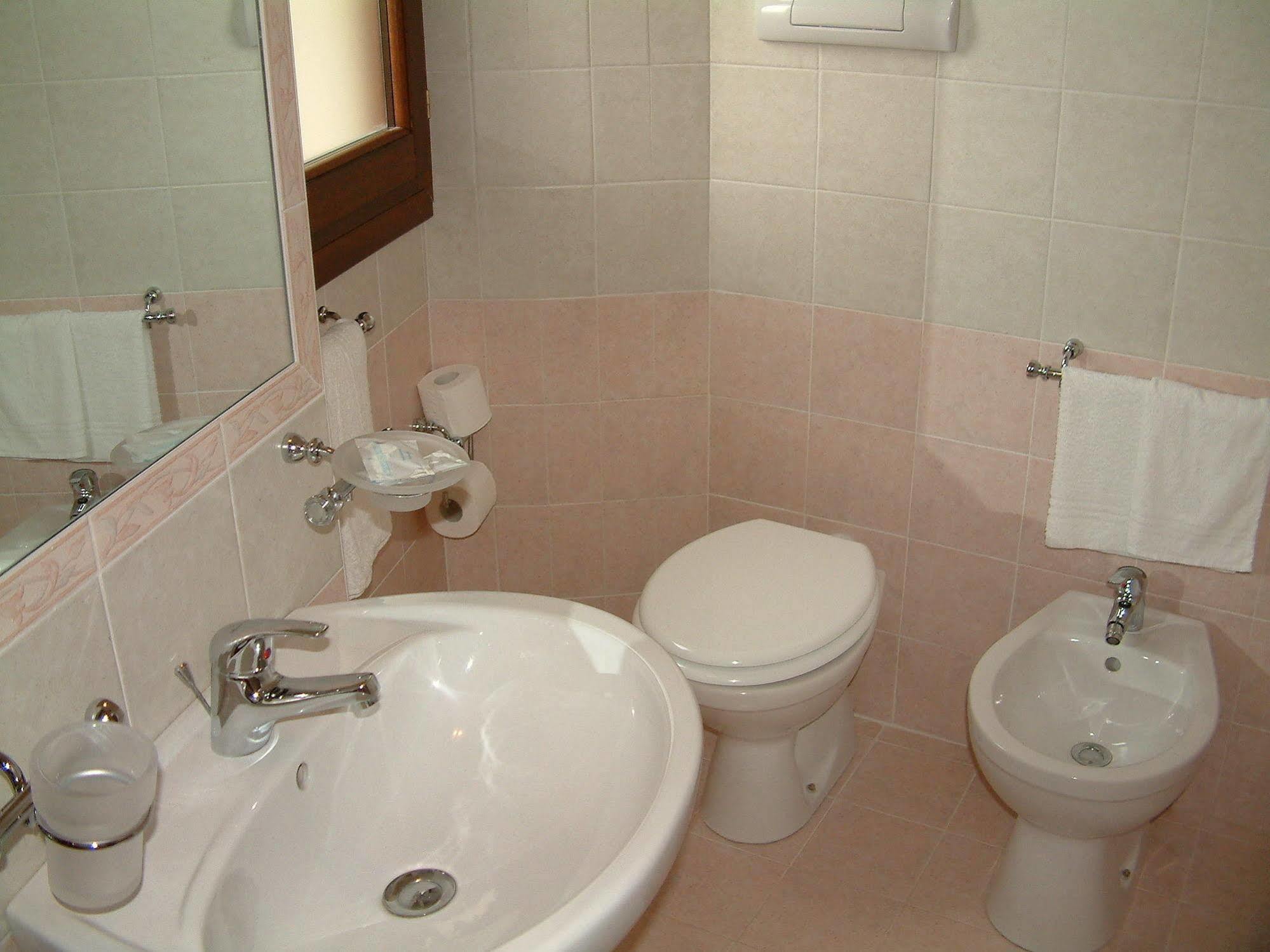 Scano Comfort Inn Santa Teresa Gallura Dış mekan fotoğraf