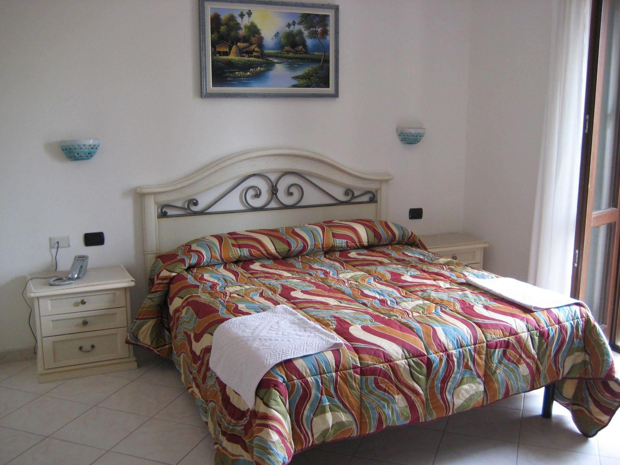 Scano Comfort Inn Santa Teresa Gallura Dış mekan fotoğraf